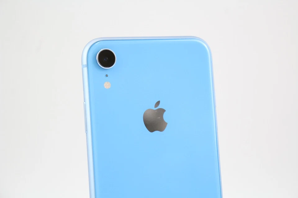 Apple iPhone XR (Unlocked) A2105 64GB Blue Grade B Boxed - Image 4 of 4