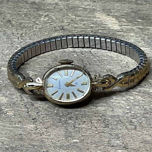 Vintage Womens Waltham 14k Solid Gold Case Watch - Picture 3 of 6