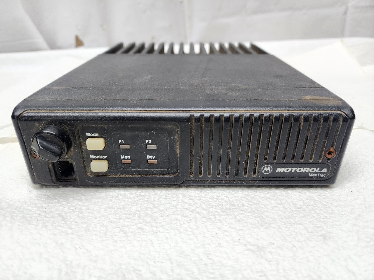 Motorola Maxtrac D51MJA93A5AK Low Band Mobile Two Way Radio for