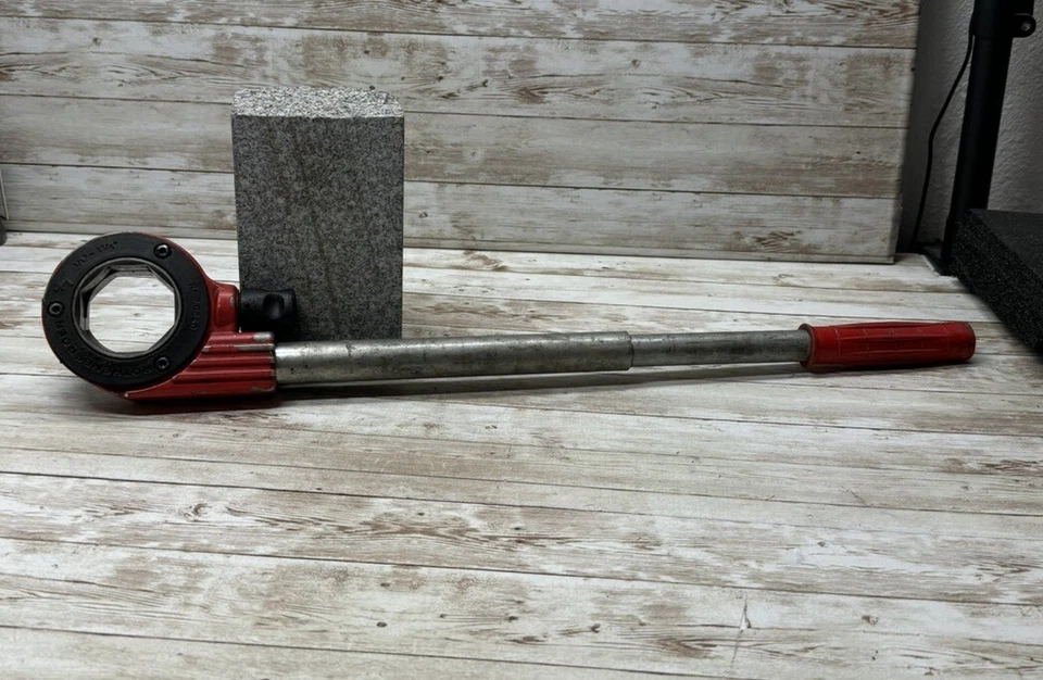 PIPE THREADER ROTHENBERGER DROP HEAD PIPE THREADER (TOOL ONLY) - Image 2 of 4