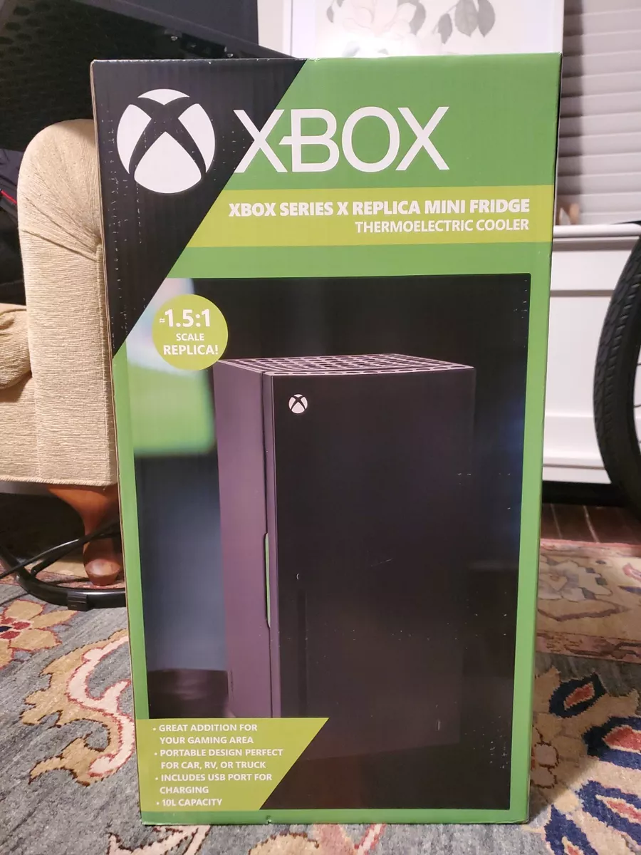 Xbox Series X Replica Mini Fridge Limited Edition