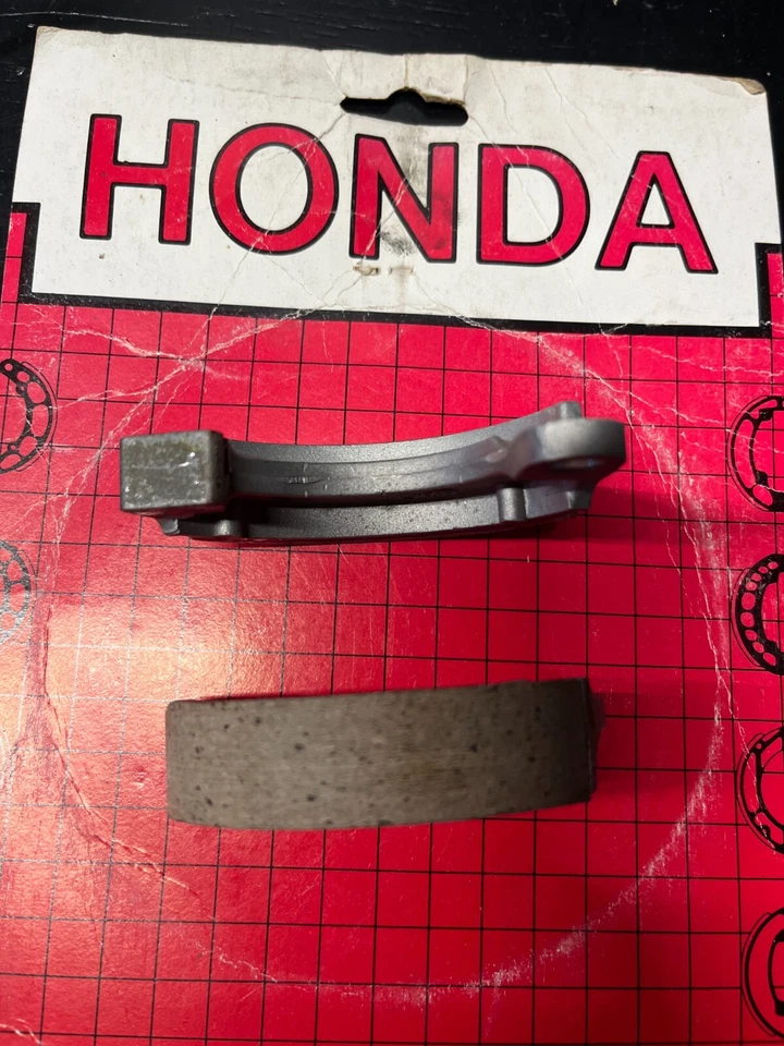 Brake Shoes FRONT/REAR Honda 50 Scooters, Z50, Yamaha TTR50, Suzuki DRZ 70 NOS - Image 3 of 4