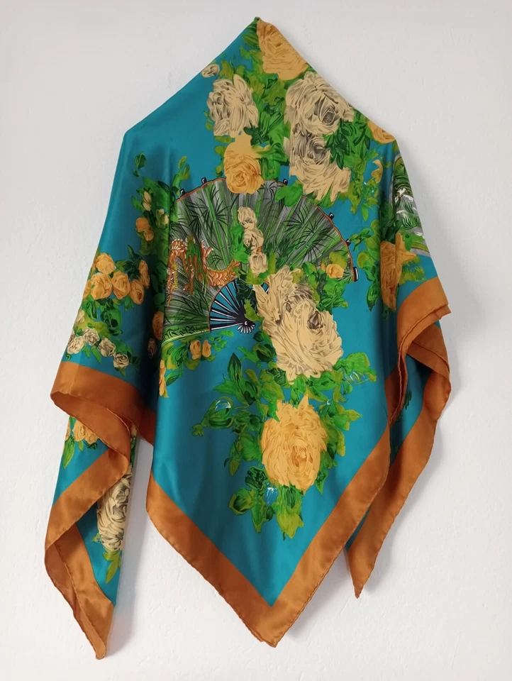 Mantón bufanda de seda Y# DOLCE & GABBANA 46/45 pulgadas, tiene manchas discretas, tira Foto 2 de 4