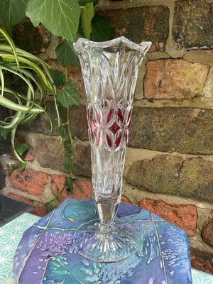 Vintage Echtbleikristall Red Bavaria 24% Bleikristall Knospen Vase   West Germany