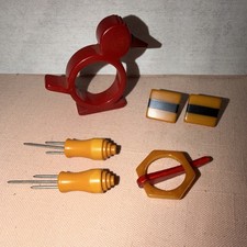 Vintage Art Deco Bakelite Lot bird Napkin Ring, Buckle/ Earrings/ Corn Cob Hldr