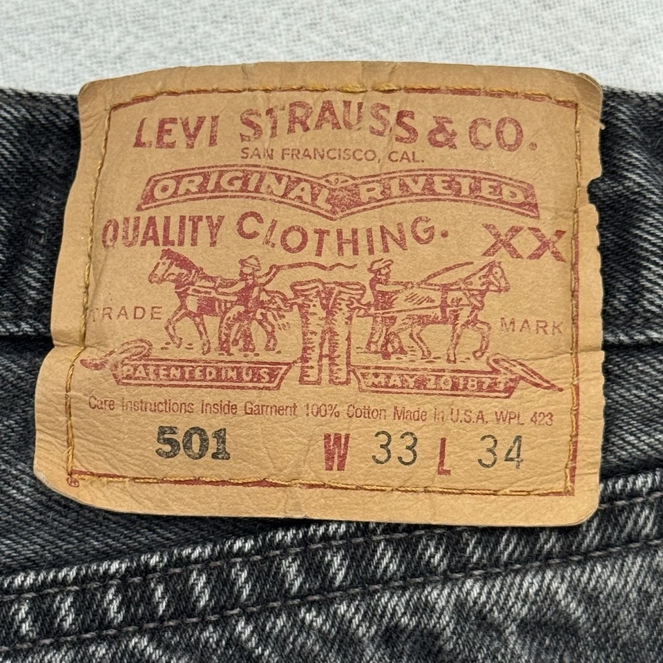 Vintage 90s Levi’s 501 XX Made in USA Button Fly Black Jeans Men’s 33x34 (32x32) - Image 4 of 4