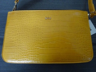 HANDTASCHE IMITAT KROKO IN SENFGELBFARBE (100% POLYESTER)