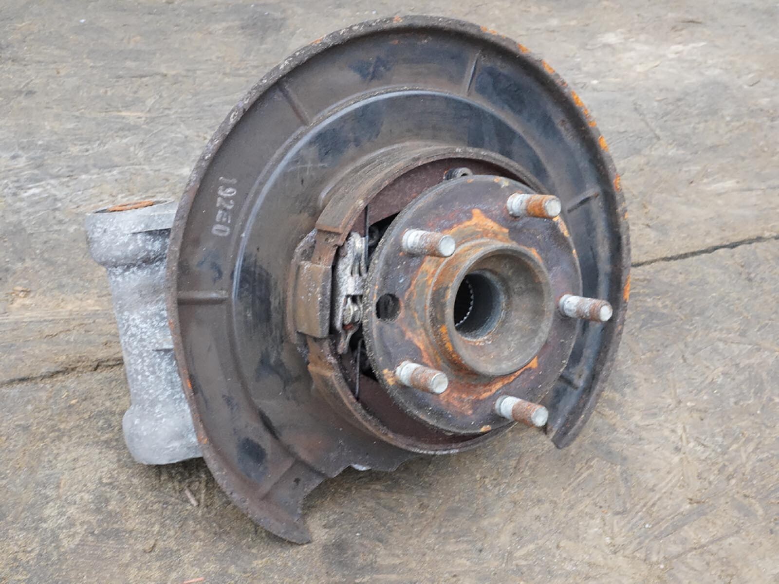 2001 2006 Jaguar Xk8 4.0L Spindle Knuckle Hub Bearing Wheel Rear Rh