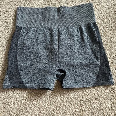 High Waisted Active Shorts M