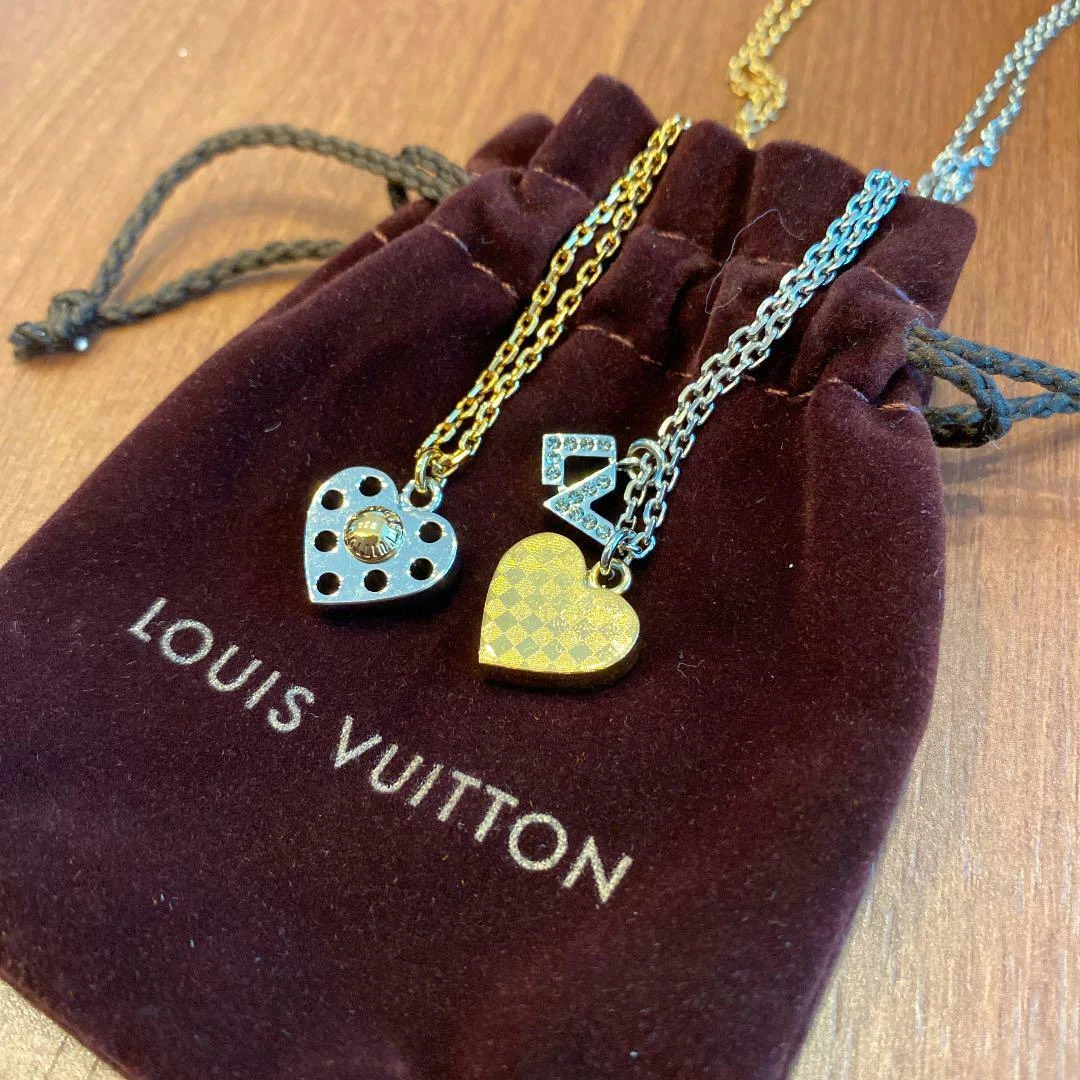 louis vuitton heart pendant