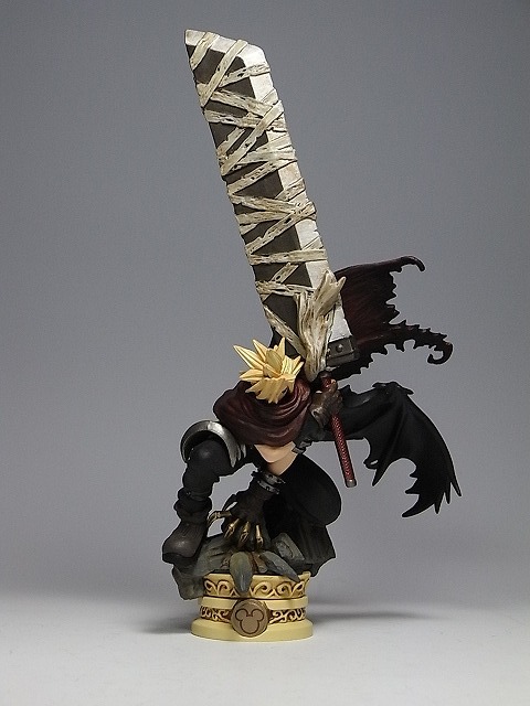 Figurine Kingdom Hearts – Sephiroth Play Arts Vol.2 N°6 – Square Enix – Sans Boîte