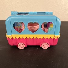Spin Master Chubby Puppies Vacation Camper - Dog Trip Camper Only 