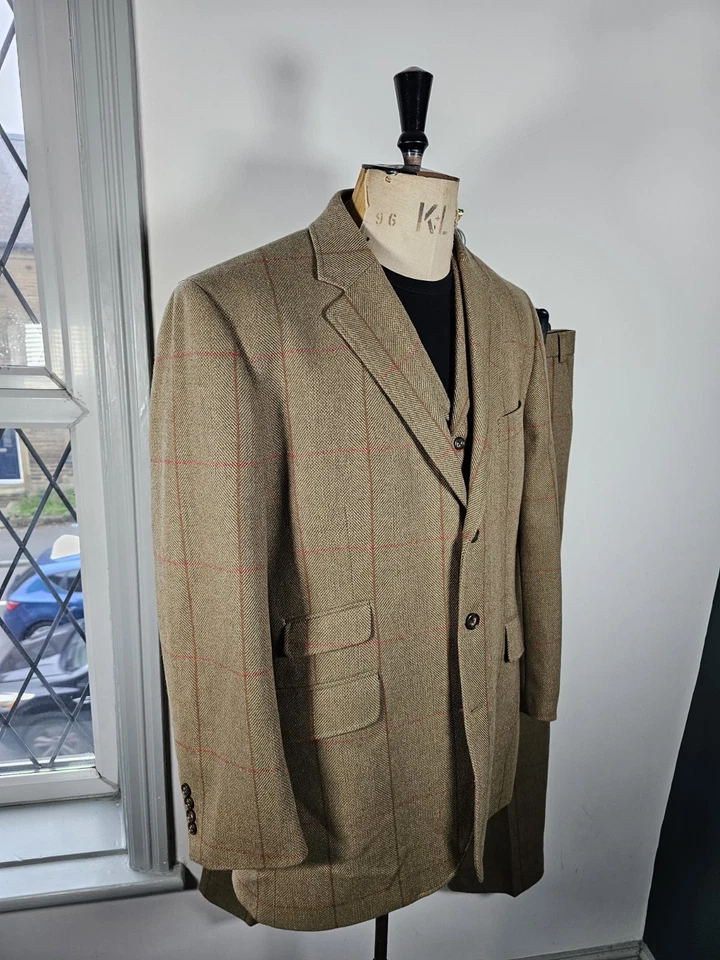 Brook Taverner Saxony Tweed 3 Piece Suit UK 44 Herringbone Johnstons Scotland - Image 4 of 4