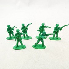 Plastic Army Men Light Green Toy Soldiers Lot 6 Military Figures Diorama China