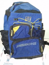 Sessions CaliNeva Backpack SNOWBOARD CARRIER - BACKCOUNTRY - waterproof features