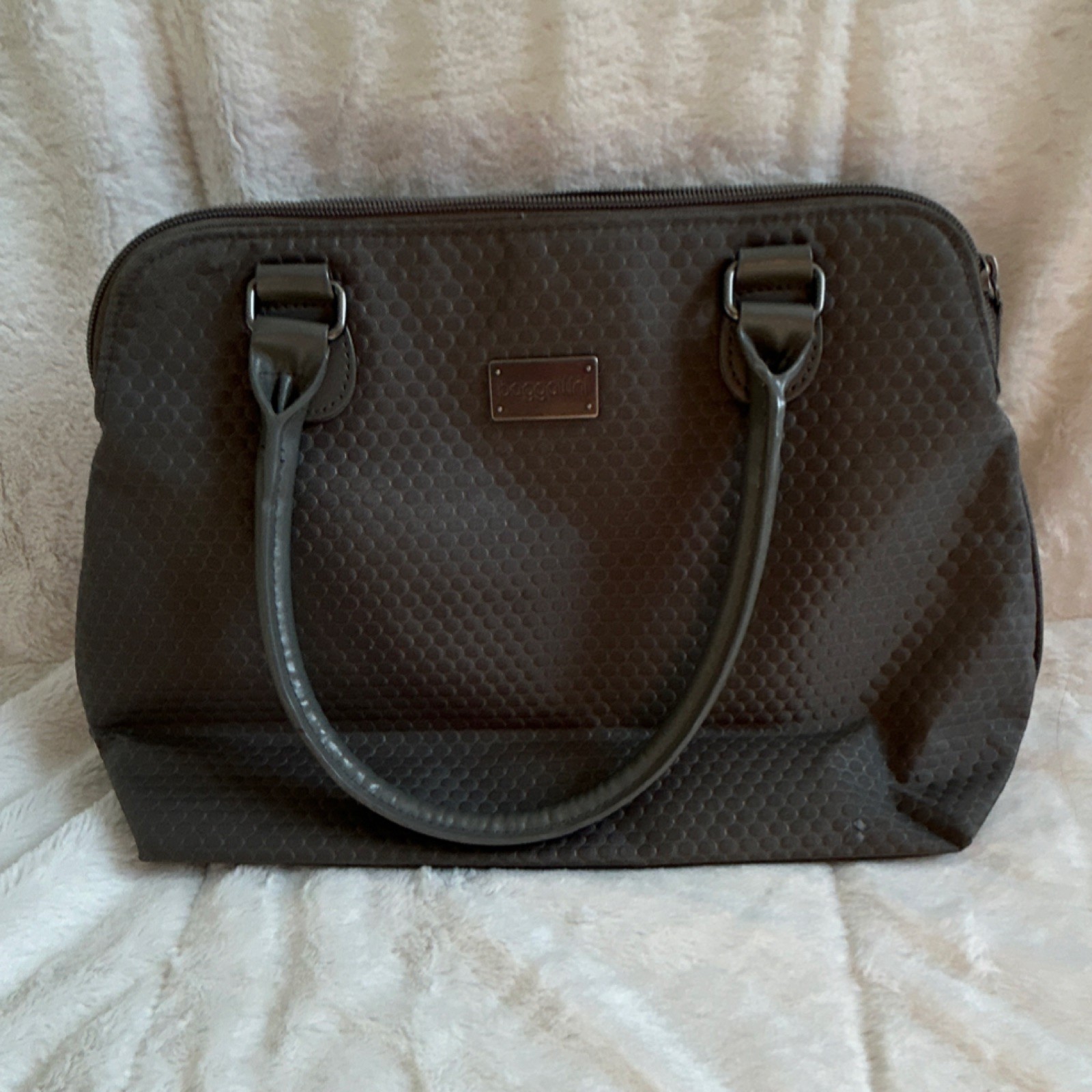 baggallini Gray Textured Satchel Hexagon Pattern Double Handles Silver Hardware