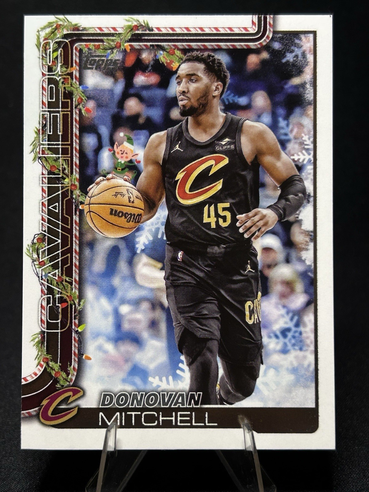 2025-26 Topps Holiday Basketball Donovan Mitchell Hidden Elf Variation SSP