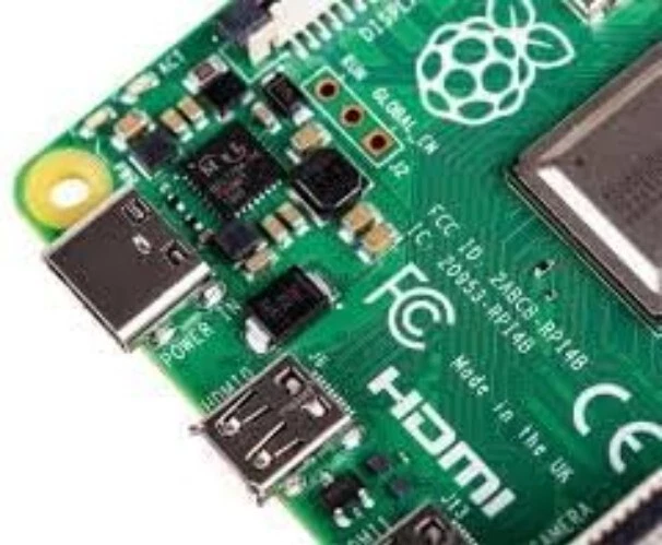 4 Model B 2GB - Image 4 of 4