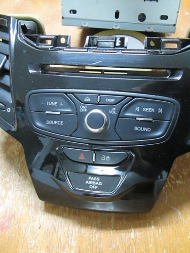 2016 2020 FORD FIESTA SYNC 3 CD PLAYER STEREO BEZEL CLIMATE PANEL OEM - Foto 6 di 24