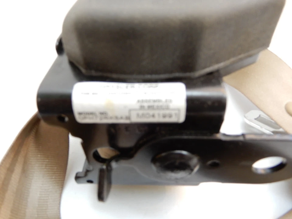 Conjunto de cinturón de seguridad trasero derecho Chrysler Dodge OEM Mopar 0PH72RK5AB Foto 3 de 4