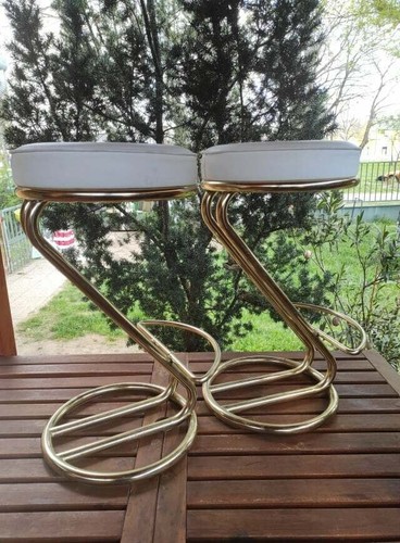 Vintage brass bar stool with leather cushion