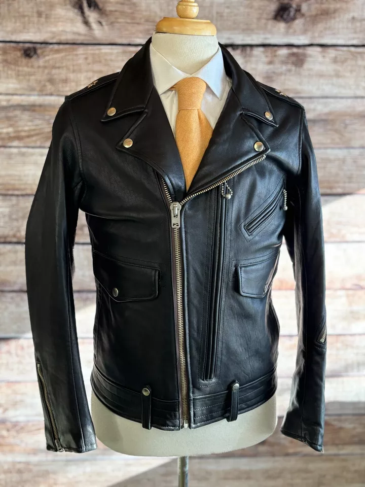 Chaqueta de cuero de barrio talla M Foto 2 de 4