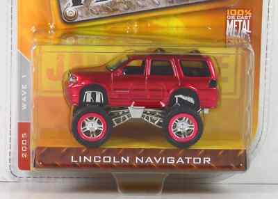 【DUB CITY】LINCOLN NAVIGATOR 1/18 Jada Dub City High Profile 2003 Lincoln Navigator Off Road 4X4