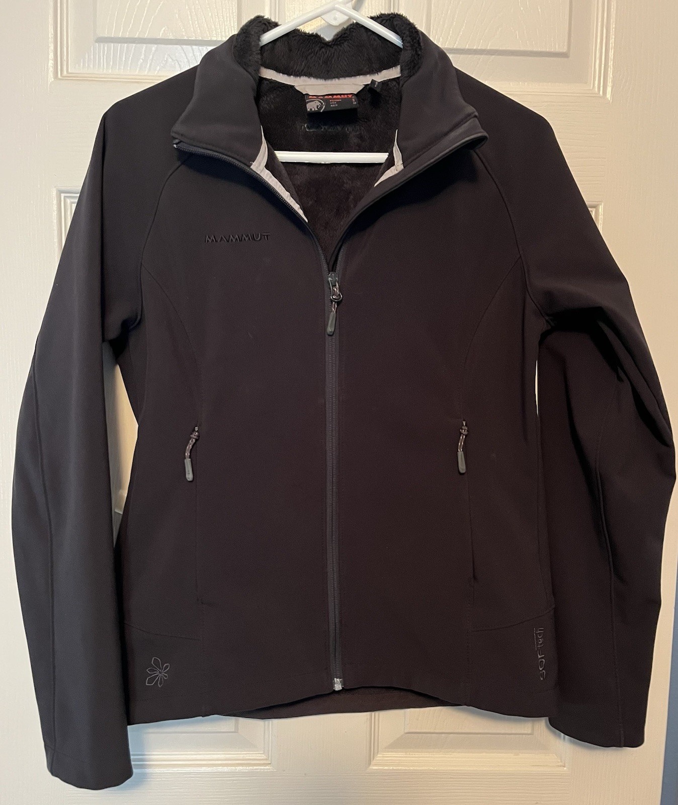 Women's Black MAMMUT Softshell Softech Full Zip L… - image 1