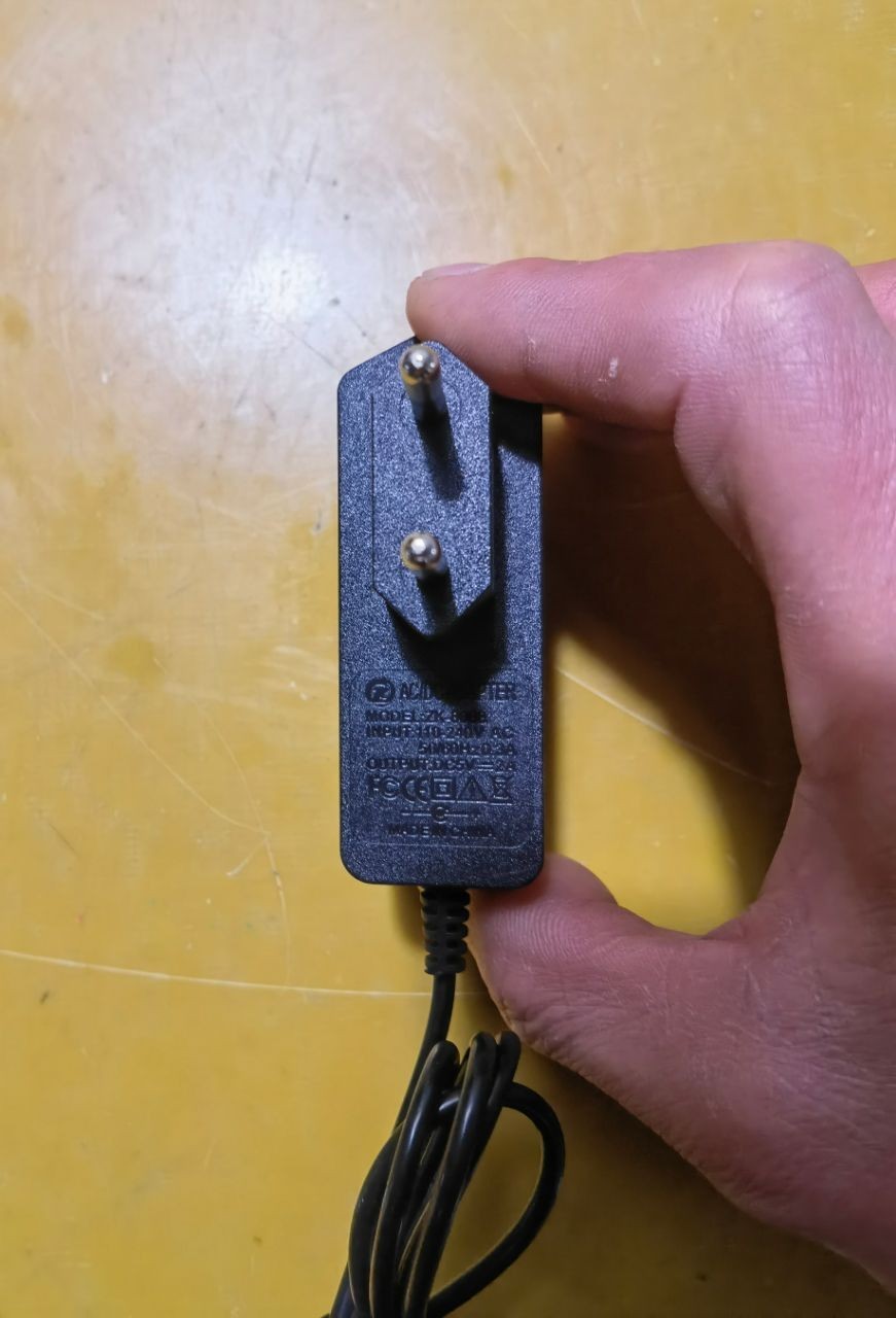 Portable 4V Laser Level Type-C Plug 2Line Self-leveling Measuring Tools 1Battery