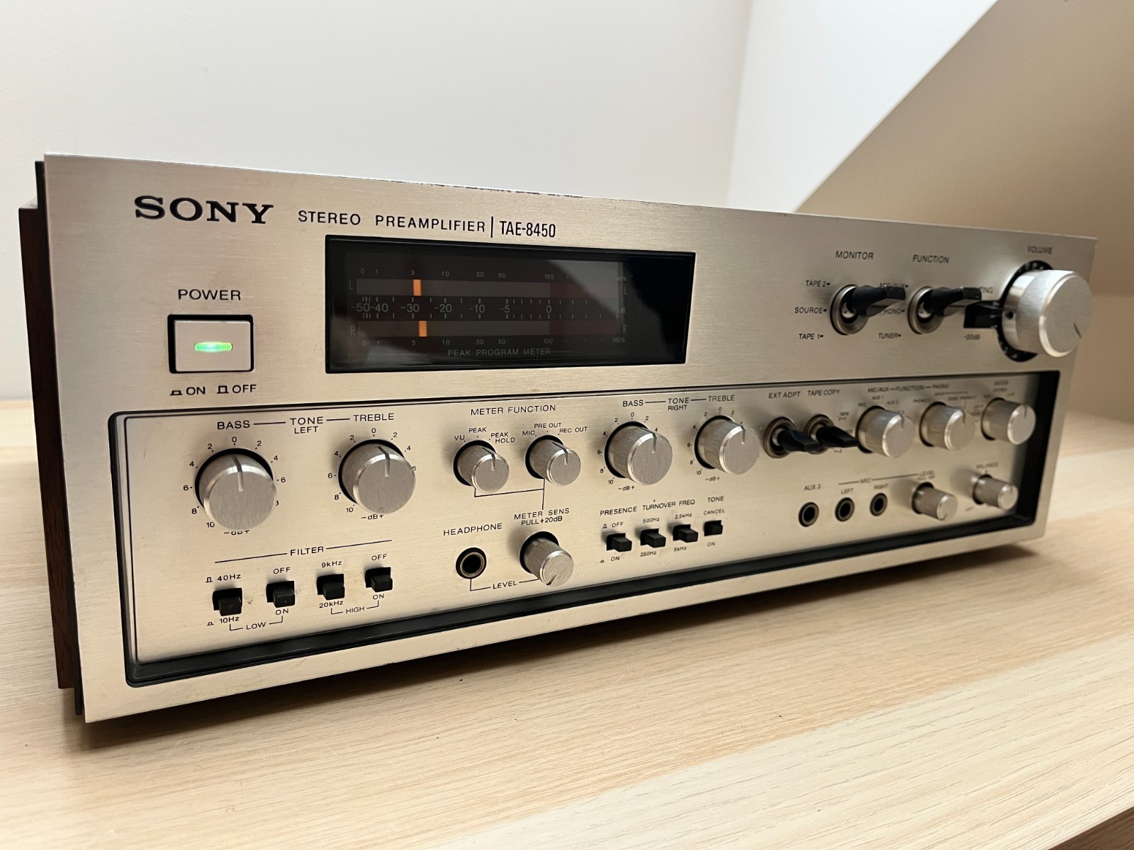 Sony TAE-8450 vintage stereo Preamplifier