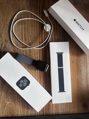 Apple Iwatch Gen 2, Never Used. 