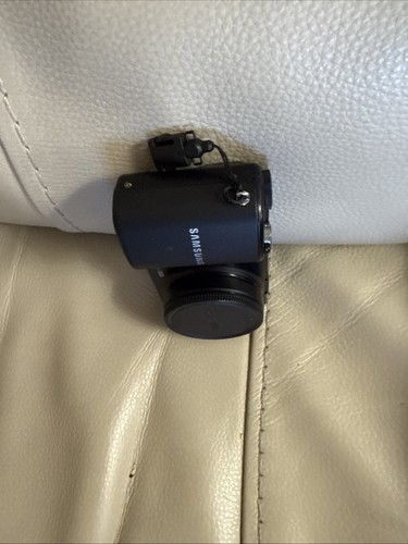 Samsung NX2000 20.3MP Mirrorless Camera Body Only -Nice Condition - Picture 3 of 3