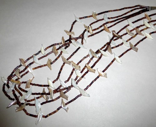 Vintage 62 Golden Silver subtle MOP Song Birds 4 Strand Fetish & Heishe Necklace - Picture 5 of 7