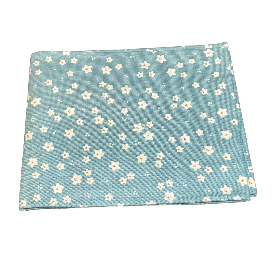 Riley Blake Designs lot of 6 Fat Quarters Bundle 1 1/2 yards Fabric - Image 4 of 4