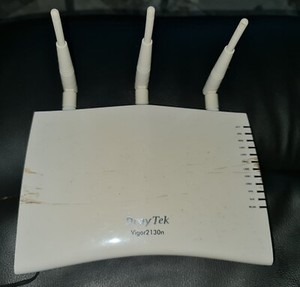 DrayTek Vigor 2130n 4-Port WLAN Kabel Router mit USB mit Netzteil