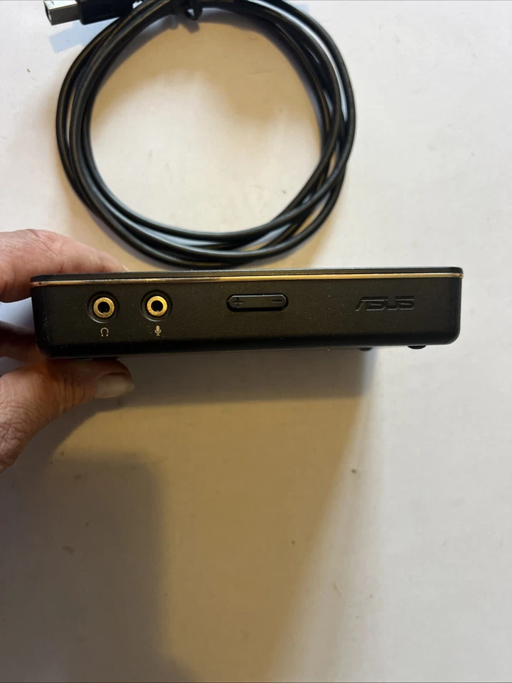 Asus Xonar U7 External Sound Card with USB Lead in Good Condition, Free Post - Image 2 of 4