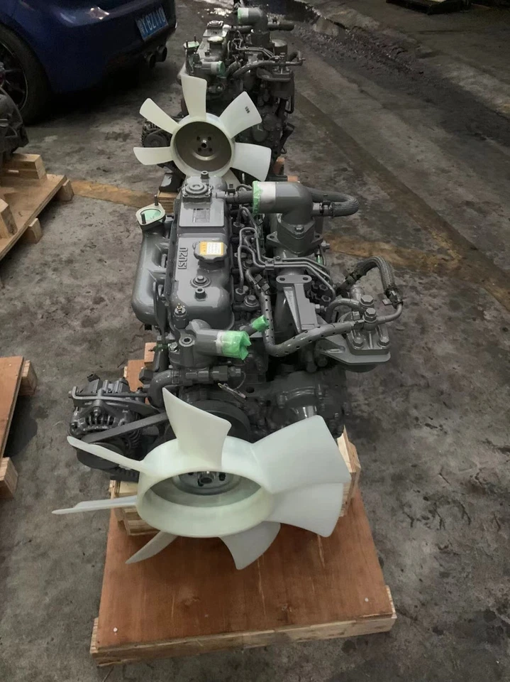 Depósito parcial Original 4JG1 Motor 4JG1 adecuado para ZX70 ZX60 SK60 SY75 SY55 Foto 3 de 4