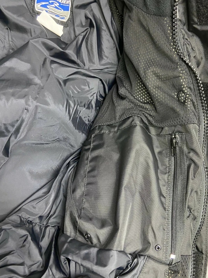 MEN'S ICE RIDER SNOWMOBILE MUSTANG JACKET,MJ6265, NEW, SIZE MEDIUM, BLACK/SILVER - Image 3 of 4