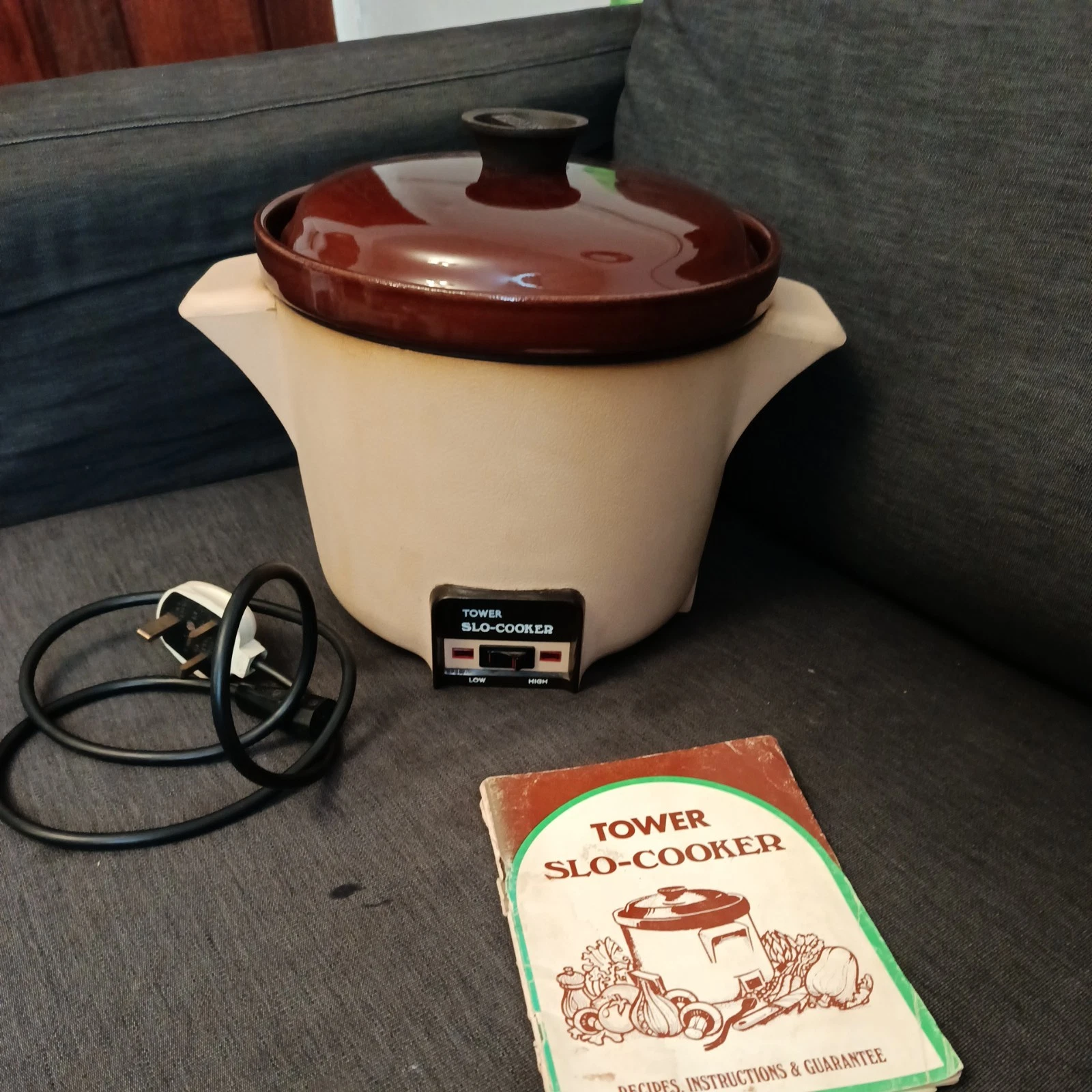 Vintage Retro Tower Auto Electric Slow Slo Cooker. Huge 6.1 Pints / 3.5 Litres