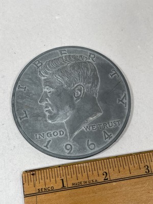 1964 John F. Kennedy JFK Half-Dollar 3in Jumbo Oversized NOVELTY