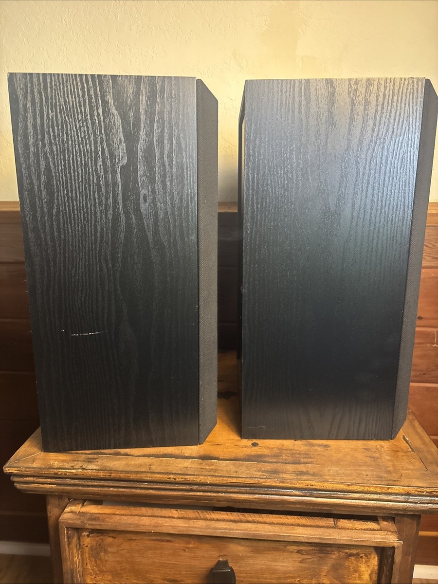 Bose Model 31 Bookshelf Speakers 18
