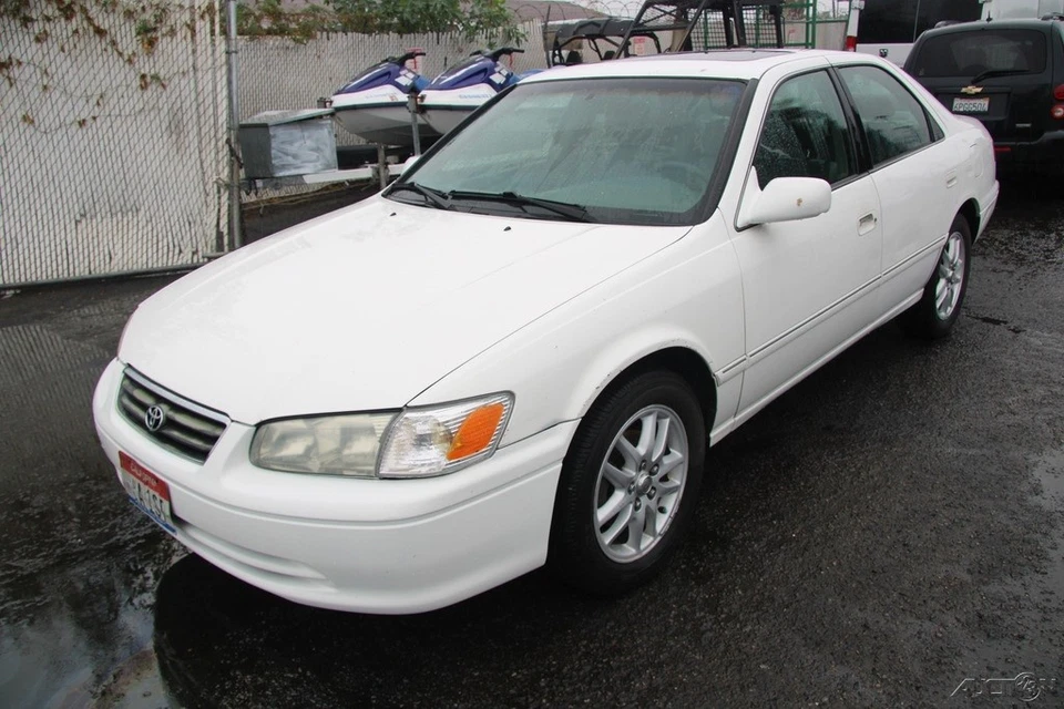 Toyota Camry XLE 2001 V6 Foto 2 de 4