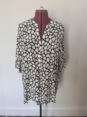 Live Unlimited Silky Feel Animal Print Top, Size 20, NWT