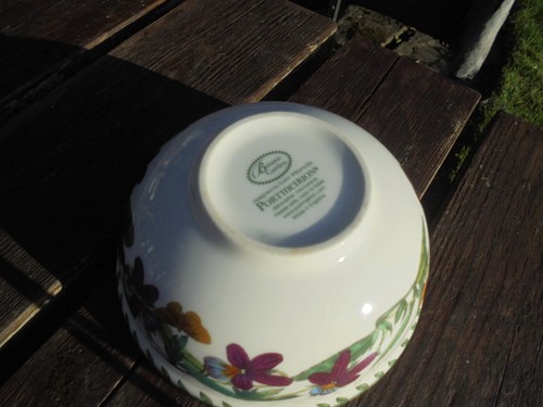 Portmeirion Fruit Salad Bowl 12.5cm Diameter With Milkwort Pattern - Picture 3 of 3