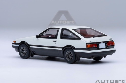 AUTOart 20031 1/64 Toyota Sprinter Toreno (AE86) Initial D - Picture 7 of 18