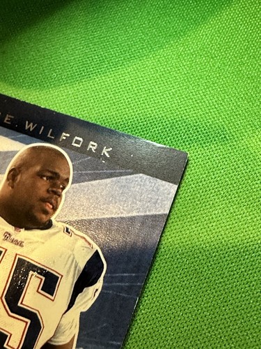 2004 SPx /799 Vince Wilfork #190 SPxciting Rookie RC Patriots SP - Picture 3 of 4