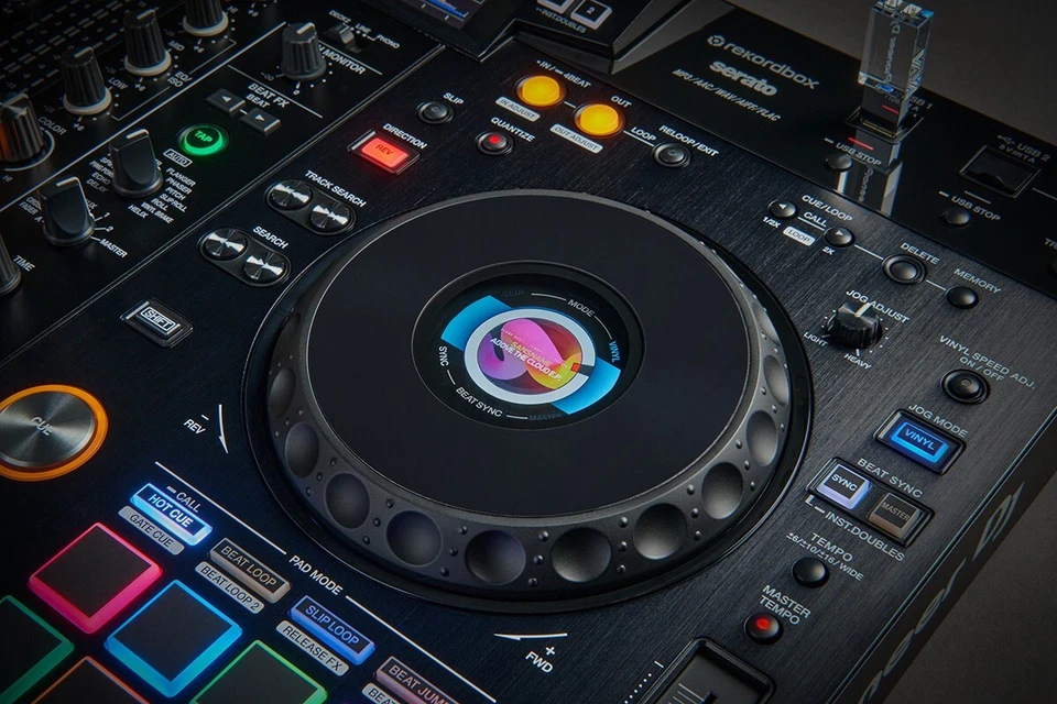 Pioneer DJ XDJ-RX3 2ch All-in-One DJ System XDJ-RX3 AC100V up to 240V Black - Image 3 of 4