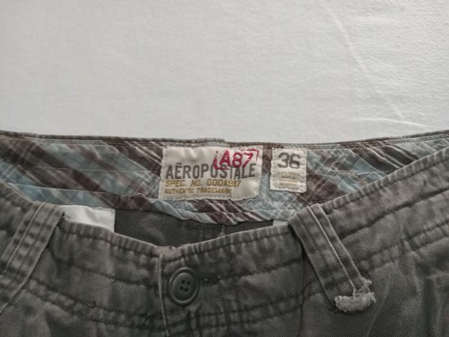 Aeropostale Green Solid Zip/Button 100% Cotton Cargo Shorts Men's Size 36 - Picture 2 of 10