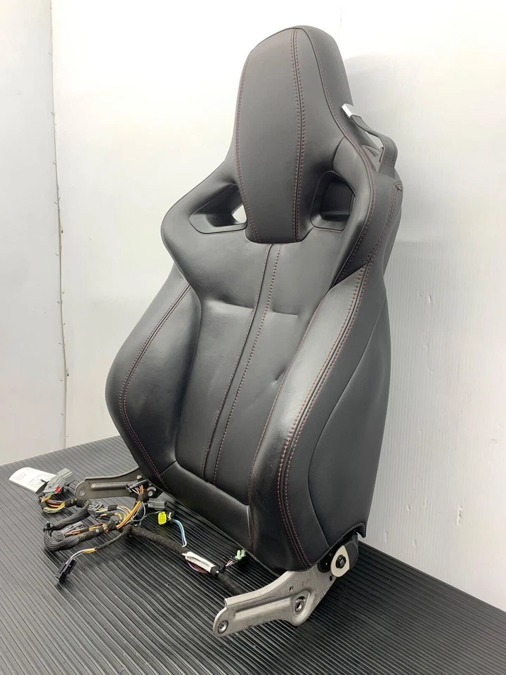 2015 - 2017 Jaguar F-Type OEM LH Front Left Upper Seat Backrest Cushion Foto 2 de 4