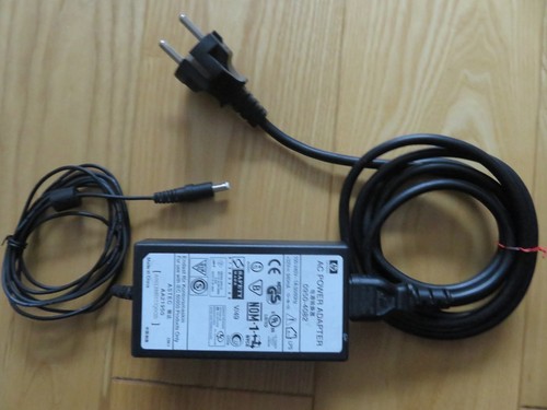 HP Netzteil Ladegerät für Laptop +32V/  940mA